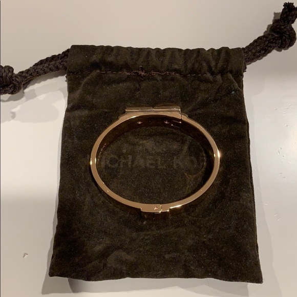 ✨Michael Kors Bracelet - Rose Gold - Picture 2 of 8